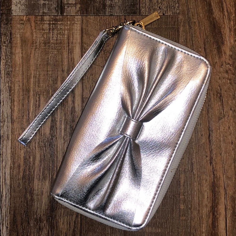 Silver wallet wristlet